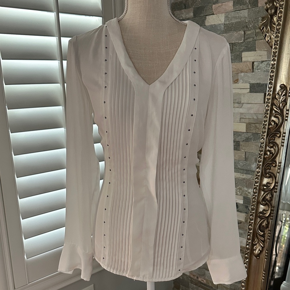 White House Black Market White Pleated Blouse